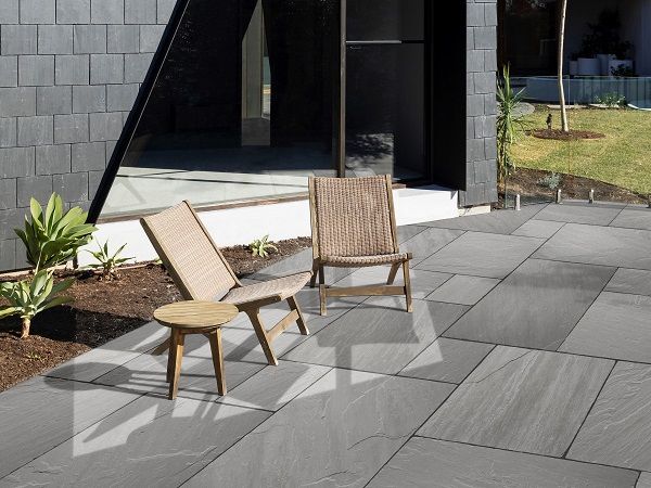 How to lay natural stone paving