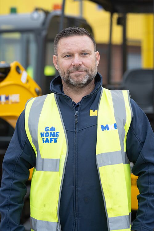 Tool Hire Fitter & Driver headshot image