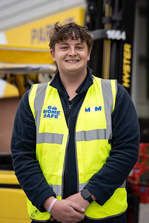 Yard Assistant headshot image